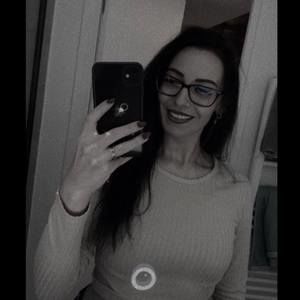 Meet your Posher, Mégane